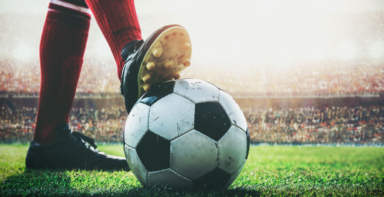 巴媒：内马尔左膝半月板受损，可能会赛季报销