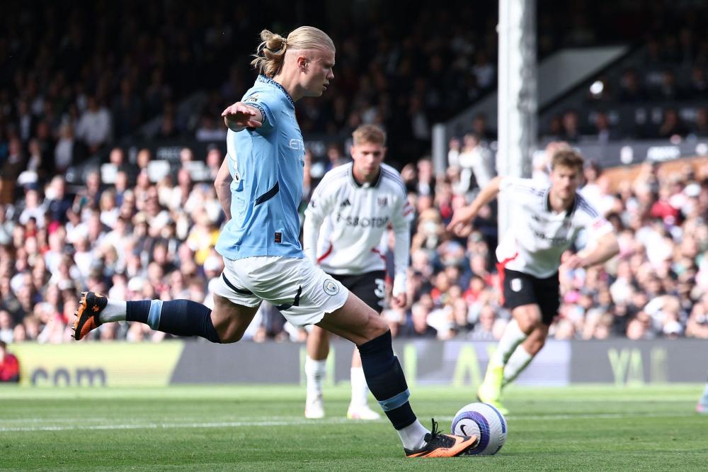 记者：施洛特贝克随队参加德国队训练，基米希继续缺席